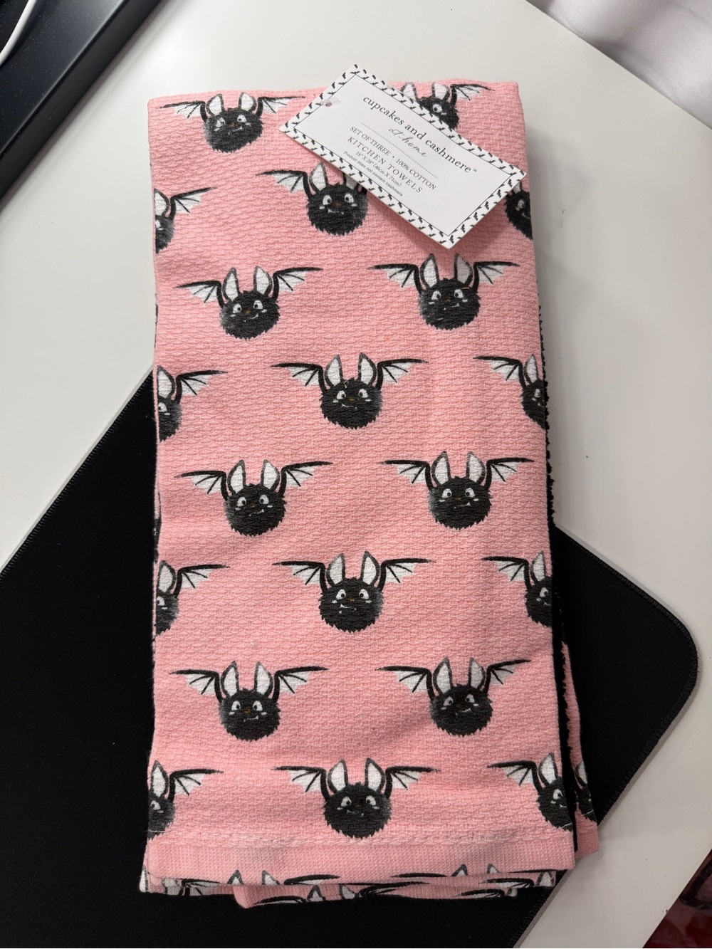 Cupcakes and Cashmere Halloween Bat Kitchen Towel Set Pink Black Cotton NWT 3 Pk